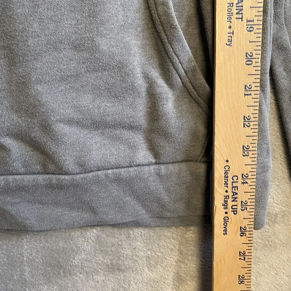 Under Armour Youth XL Grey Hoodie Kangaroo Pocket